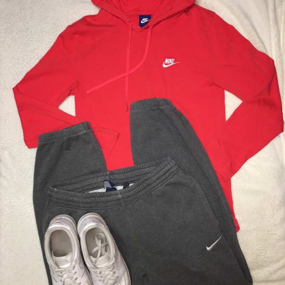 Gray Nike Sweatpants